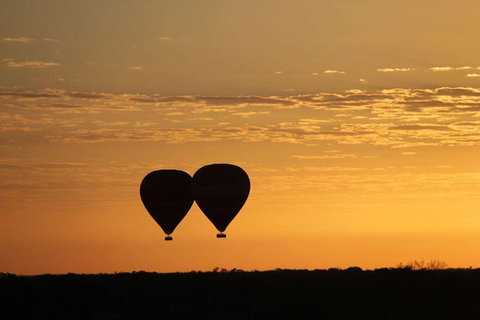 Early Morning Ballooning In Alice Springs - Events Australia 2