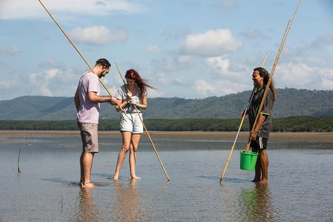 Daintree Dreaming Traditional Aboriginal Fishing From Cairns Or Port Douglas - Events Australia 1