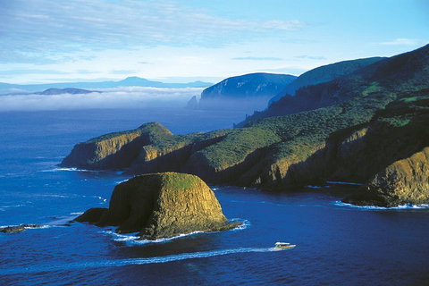 3-Hour Bruny Island Cruise From Adventure Bay, Bruny Island - Events Australia 1