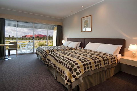 3-Day Uluru-Kata Tjuta And Kings Canyon 4WD Small-Group Eco-Tour From Alice Springs - Events Australia 0