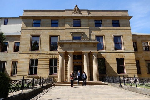 2-Hour Small-Group Walking Tour Of Hobart - Events Australia 2