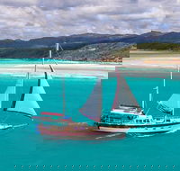 2-Day Whitsundays Sailing Adventure SV Whitehaven - Events Australia