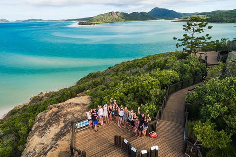 2-Day Whitsundays Sailing Adventure: Summertime - Events Australia 3