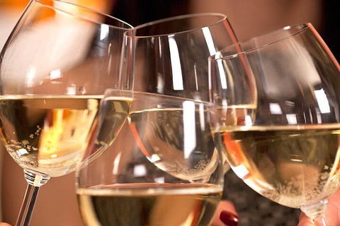 Yarra Valley Wine Tour Inc Lunch With A Glass Of Wine, Tastings And Chocolate - Tourism Bookings 5