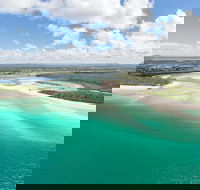 Deluxe Seaplane Tour Noosa to Glasshouse Adventure for 2 with Photobook - Events Australia