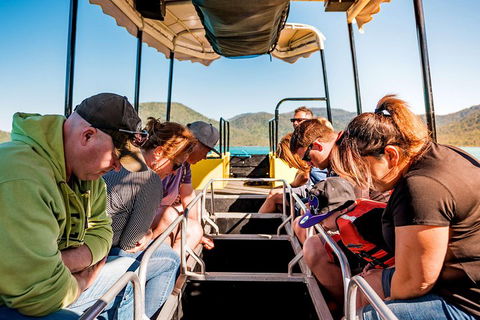 Airlie Beach Glass Bottom Boat Tour - Events Australia 0