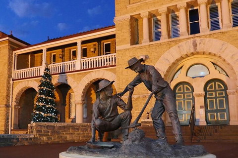 The Perth Mint: Guided Heritage Tour And Gold Pour - Tourism Bookings 3