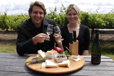 Swan Valley Tour From Perth: Wine, Beer And Chocolate Tastings - Events Australia 4